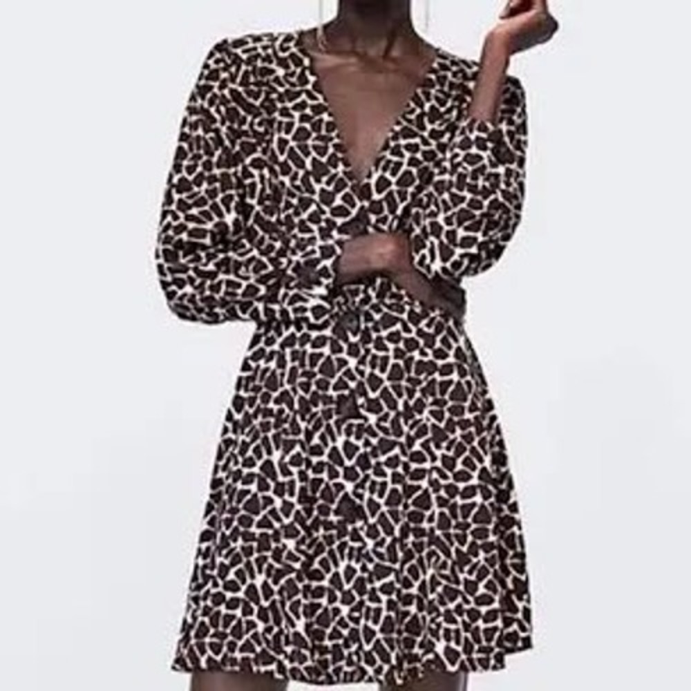 Zara giraffe print long sleeve dress button down v-neck brand new women's small